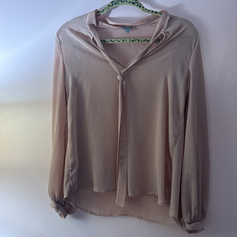 Elegant Cream Charlotte Russe Blouse